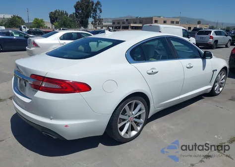 2015 Jaguar Xf 3.0 Portfolio/3.0 Sport из США, поврежденный, VIN SAJWA0F70F8U72917